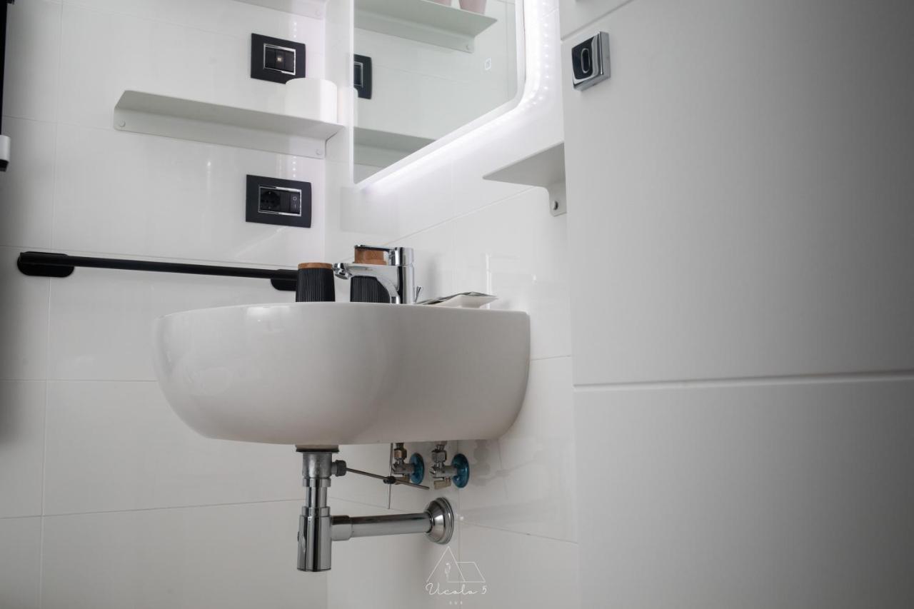 Vicolo 5 Bed and Breakfast Salerno Buitenkant foto
