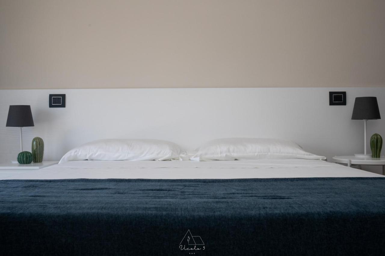 Vicolo 5 Bed and Breakfast Salerno Buitenkant foto