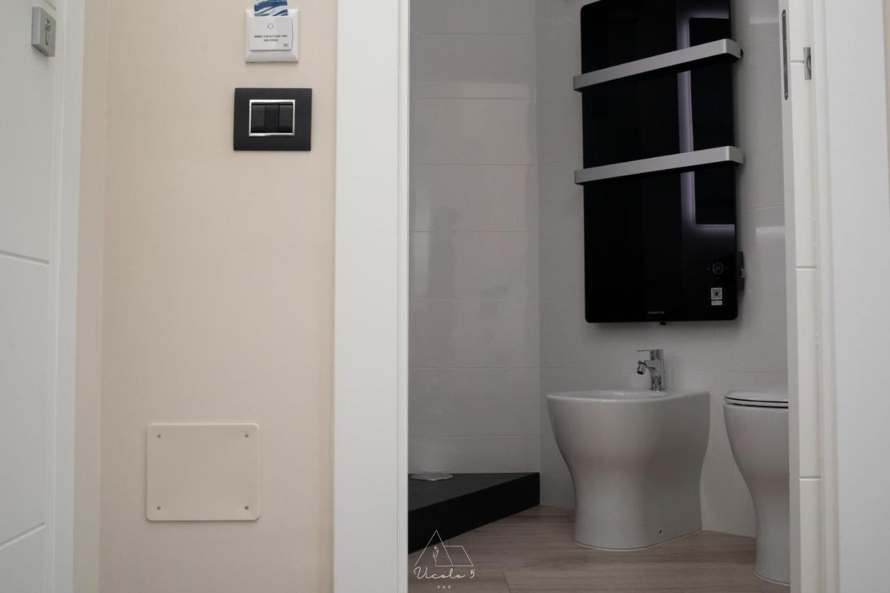 Vicolo 5 Bed and Breakfast Salerno Buitenkant foto