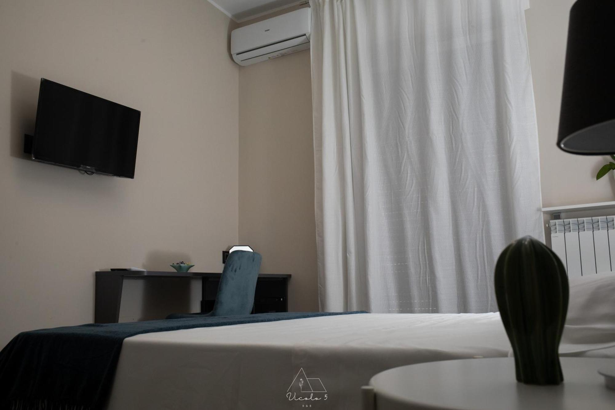 Vicolo 5 Bed and Breakfast Salerno Buitenkant foto